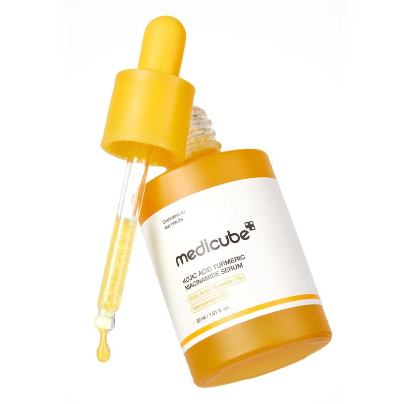Medicube Kojicsyre Gurkemeie Niacinamid Serum 30ml