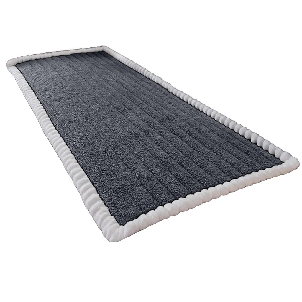 Christmas Table Decorations Christmas Sleigh Table Decor Christmas Table Decorations Small Santa Sleigh With Twigs & Red Berries