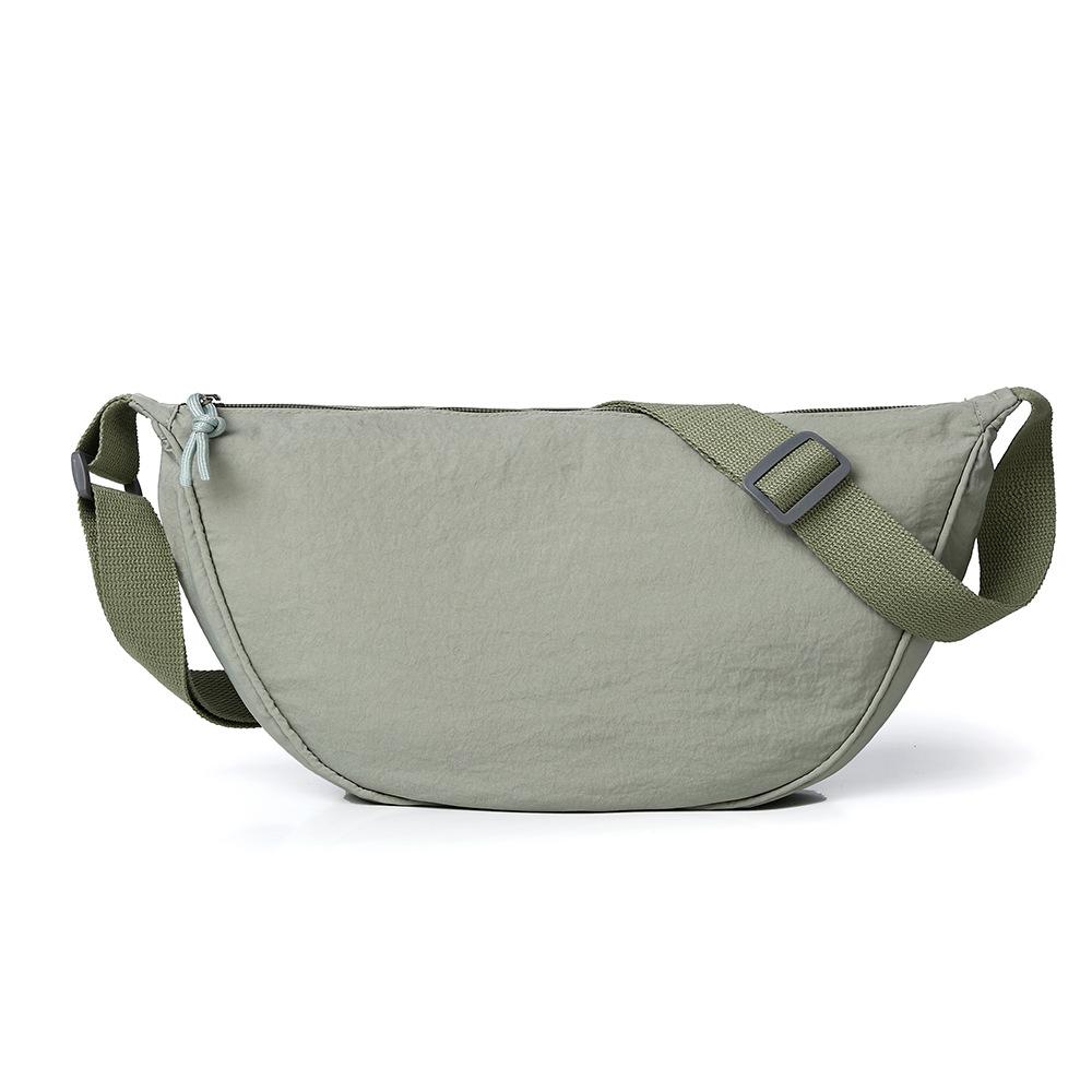 New simple casual lightweight shoulder bag large capacity Korean version messenger bag trendy commuter versatile dumpling bag