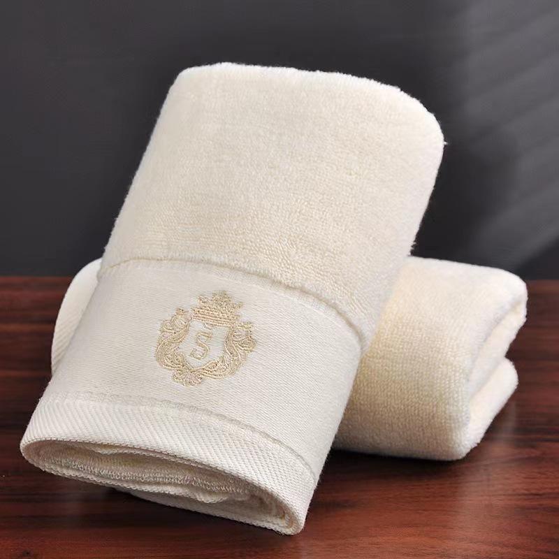 

Towel cotton pure cotton does not absorb water and does not shed hair. Household face towel thickened face towel can be used. 35*75 бежевий