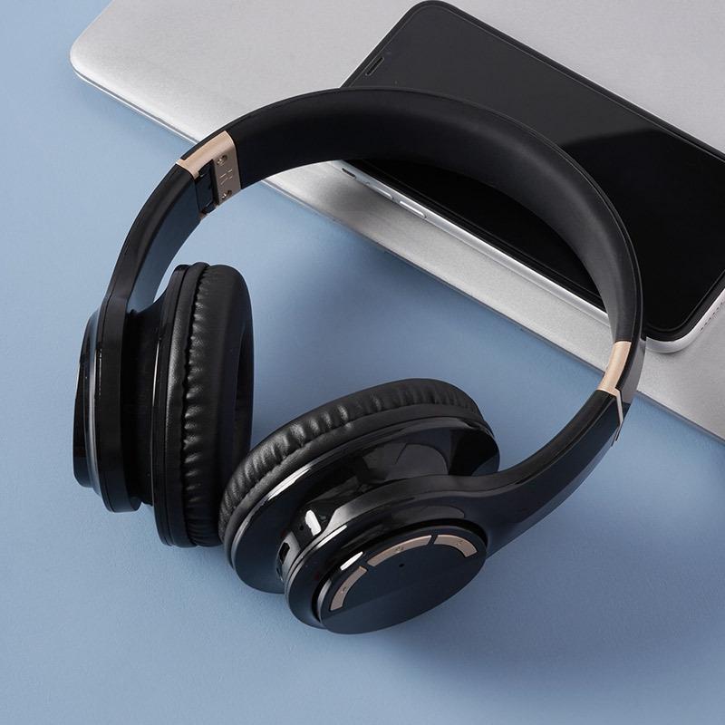 Foldable Wireless Gaming Headset with Long Battery Life