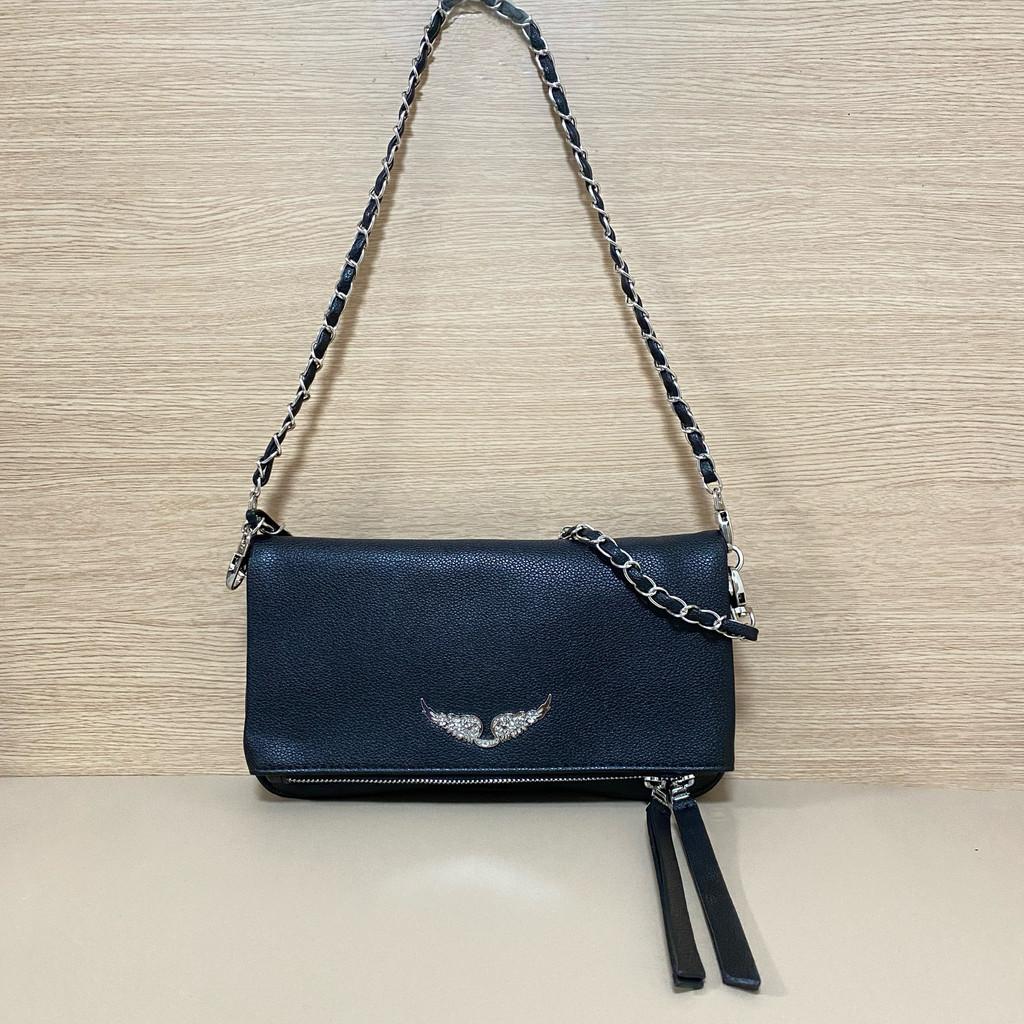 Simple Solid Color Gold Wing Decoration Women Shoulder Bag With Tassels For Casual Wear