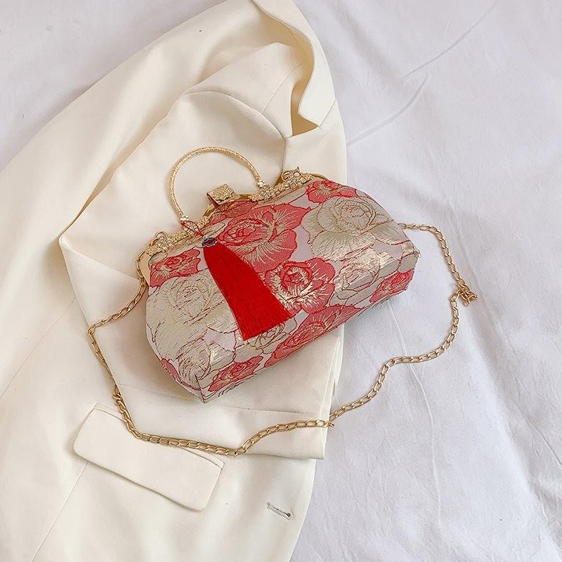 Stylish New Asian Shell Bag For Women 2024 Summer Trendy Embroidered Crossbody Bag In Silver Red Blue And Khaki Gold Colors