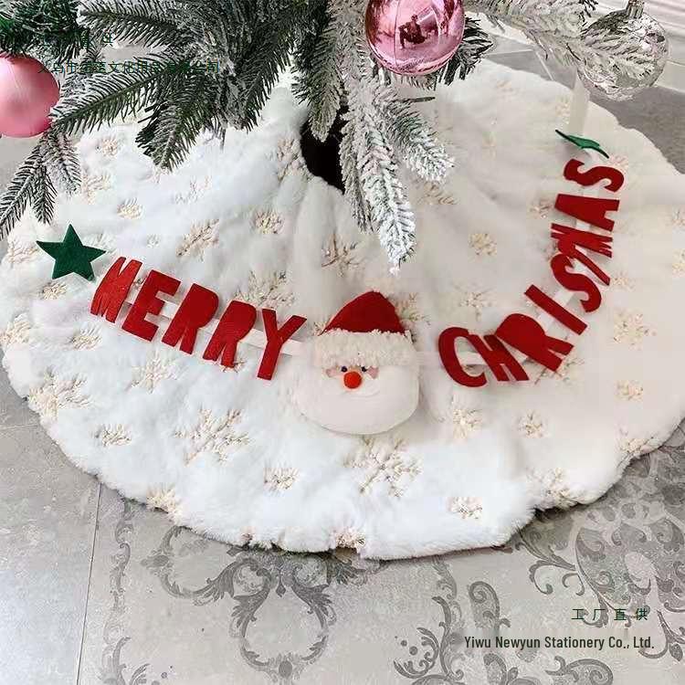 White Plush & Gold Sequin Christmas Tree Skirt 90/122cm