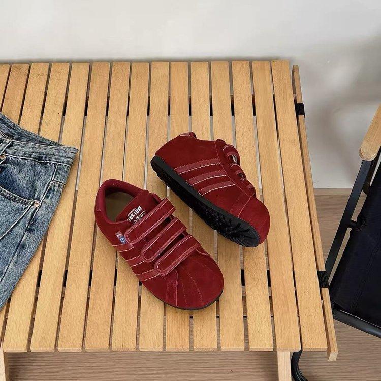 2025 autumn new leather platform training shoes women's versatile Velcro retro fashion casual sports shoes