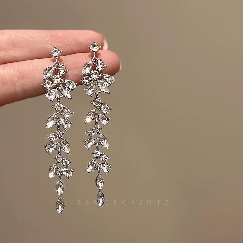 Elegant French Court Rhinestone Water Drop Tassel Earrings