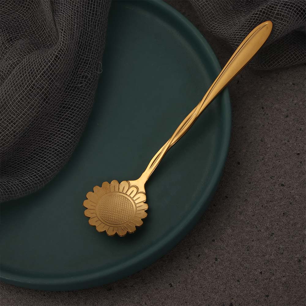 Pattern Bar tools Stainless Steel Tableware for Sugar Ice Cream Coffee Dessert Teaspoon Cutlery Set Flower Spoon Set Soup Spoon