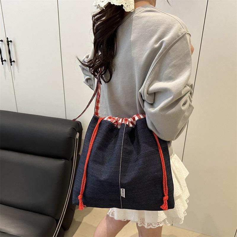 

New denim bag women s bag versatile messenger large-capacity student schoolbag adjustable shoulder tote bag синій