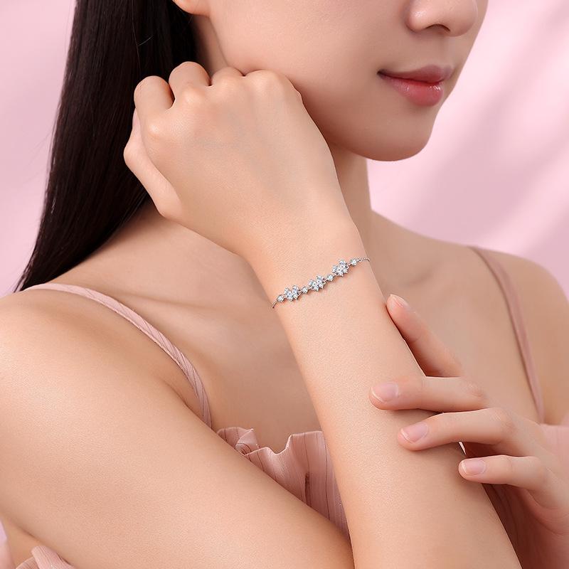Tichia S925 Sterling Silver Butterfly Bracelet: Elegant, Versatile, and Sparkling Hand Jewelry for Women