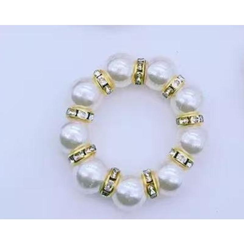 Table Decoration Items for Banquets: Tablecloth Rings, Handcrafted Bead Rings, Napkin Rings, Pearl Napkin Rings, Napkin Ring Edge Cloths