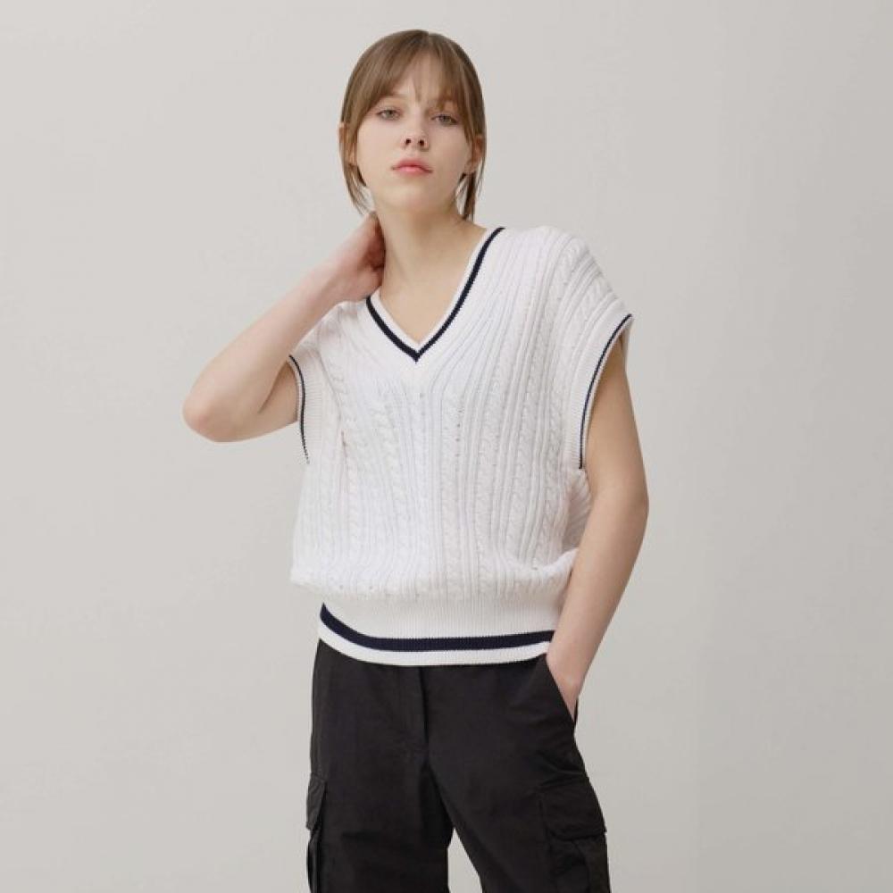 Huit Cable Knit Vest Htwvt3i01t