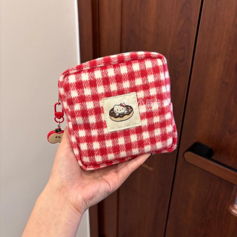 Large Capacity Red Plaid Pencil Case - Cute Design Stationery and Makeup Bag for Women