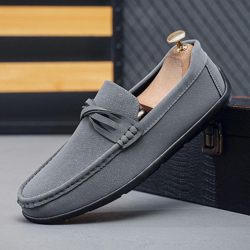 Fashion Men Casual Shoes Suede Luxury Brand Soft Loafers Male Lazy Shoes Breathable Comfort Slip-on Mens Driving Shoes Moccasins