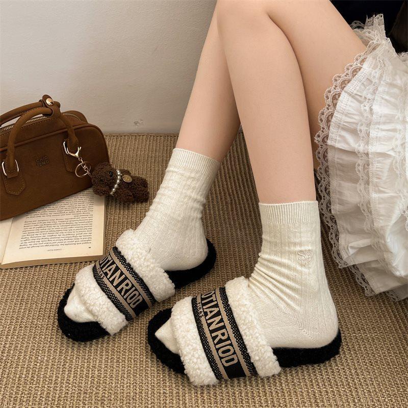 

Warm cotton mop one-word fluffy slippers women s outer wear embroidery and velvet flat bottom Korean version Xiaoxiangfeng 2025 new autumn and winter 40 белый