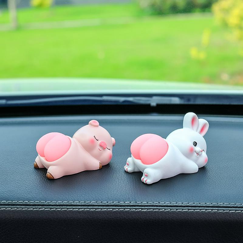 1Pc Car Ornaments, Internet Celebrity Cartoons, Cute Q Bouncy Butt Dolls, Car Center Console Decompression Toys, Animal Decorations