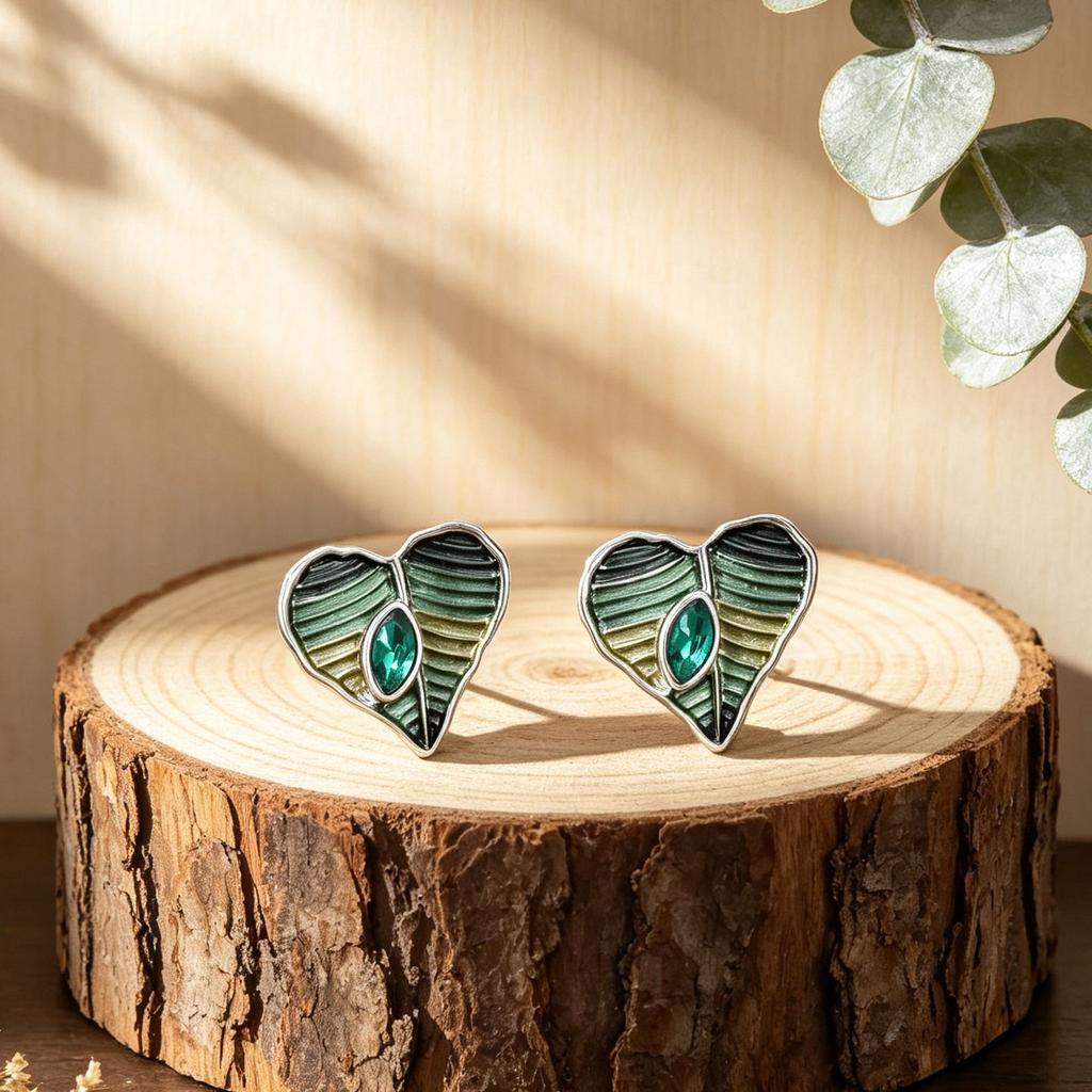 Popular Hand-painted Environmentally Friendly Alloy Stud Earrings with Diamonds, Love Commuting Versatile Light Luxury Women's Earrings