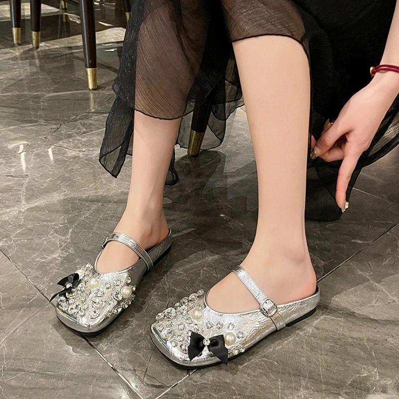 

Модные полутапочки Баотоу 2025 Весна-Лето Новая Мода Крутые Шлепанцы Плоская Обувь для Женщин 40 серебряный