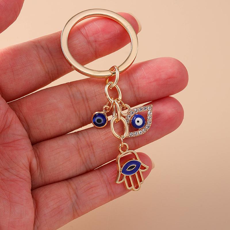 Retro Alloy Turkish Lucky Evil Eyes Keychain Hamsa Hand Key Ring Pendant for Women Girls Handbag Decor DIY Jewelry Gifts