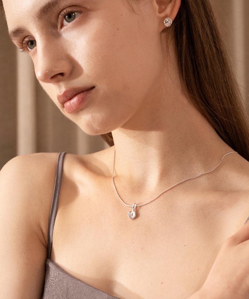 Jnui Silver Dew Necklace