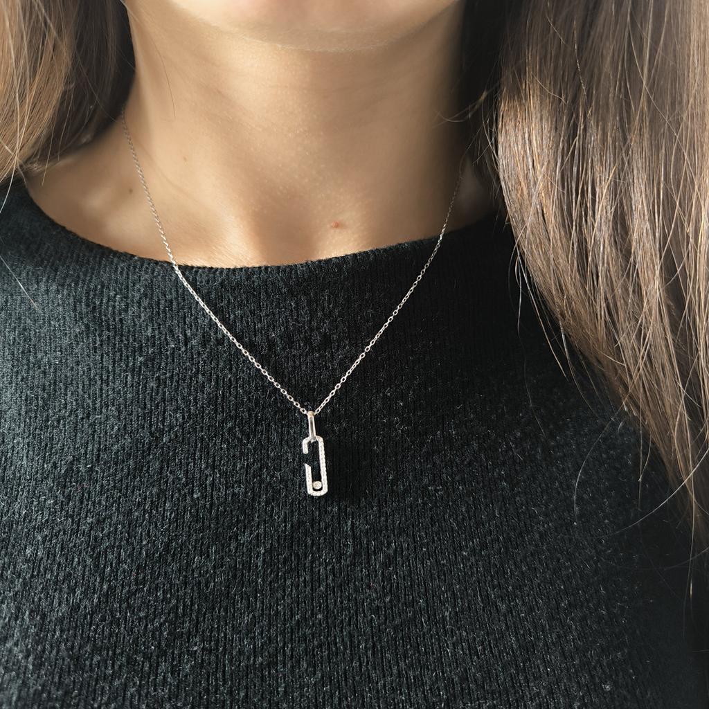 Серебряное колье с фианитами, вес изделия 2,77 гр (2209010)