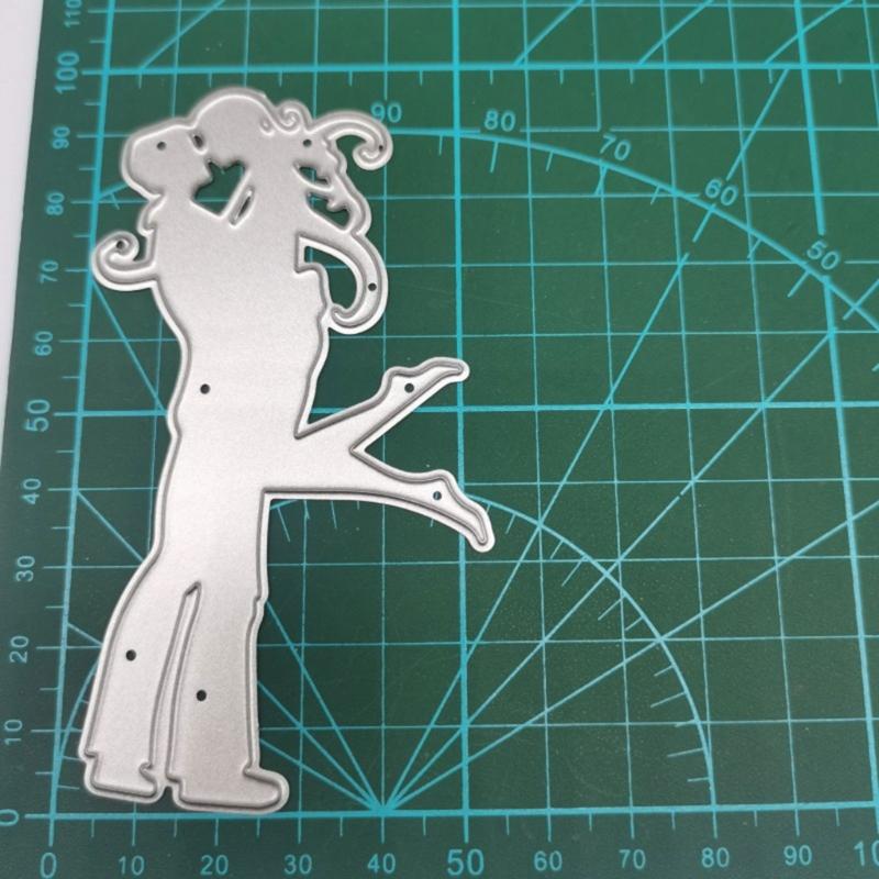 Couple Hug Metal Cutting Dies DIY Craft Carbon Steel Embossing Template Stencil Scrapbooking for Card Die Cuts Mold