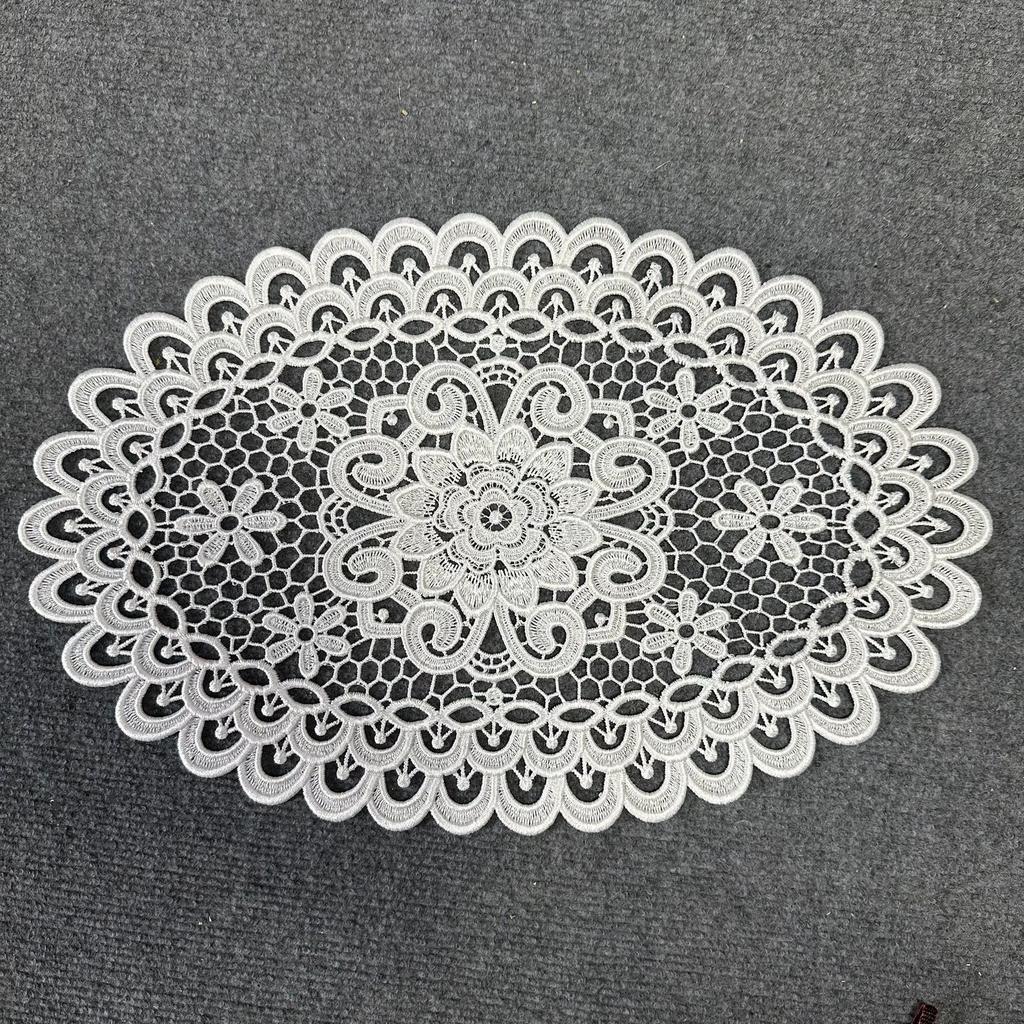 New French Retro Water-soluble Lace Placemat White Round Hollow Heavy Industry Embroidery Table Mat