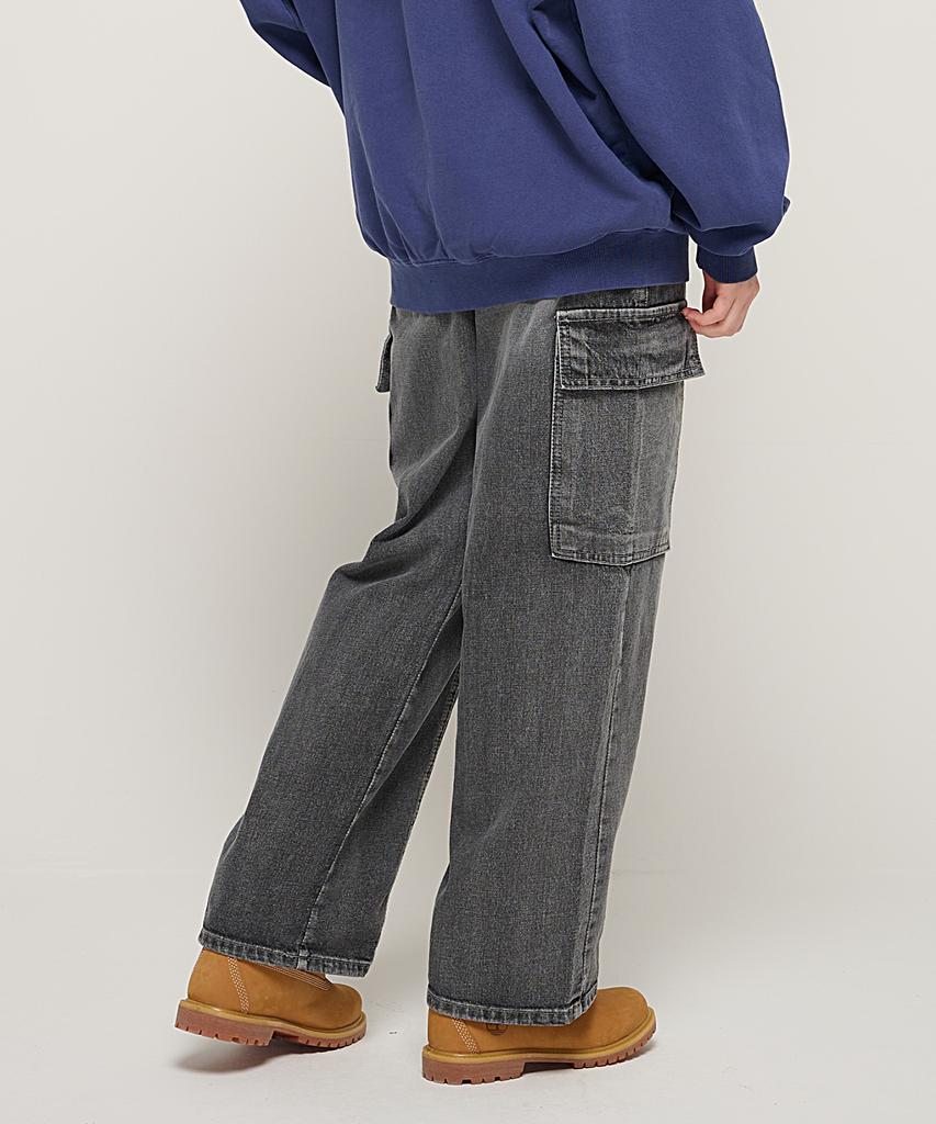 CARGOBROS FOR WOMAN Work Washed Denim Cargo Pants (Dark Denim)