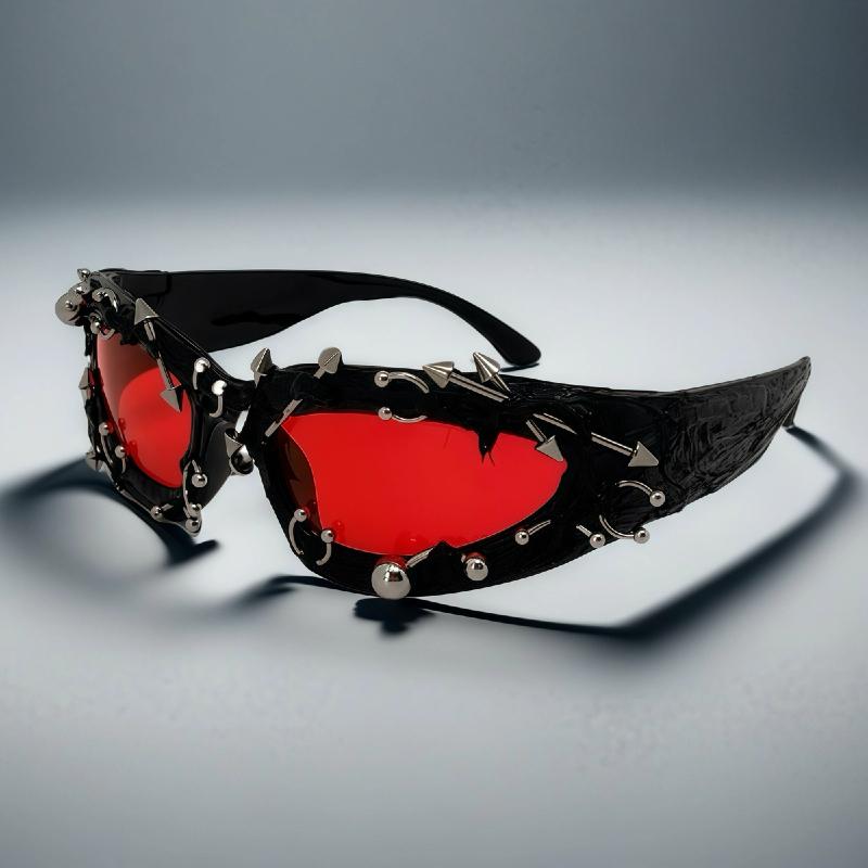 Personalized Rivet Sunglasses for Men and Women Retro Metal Studded Frame Unisex Punk Eyewear UV400 Protection Party Shades
