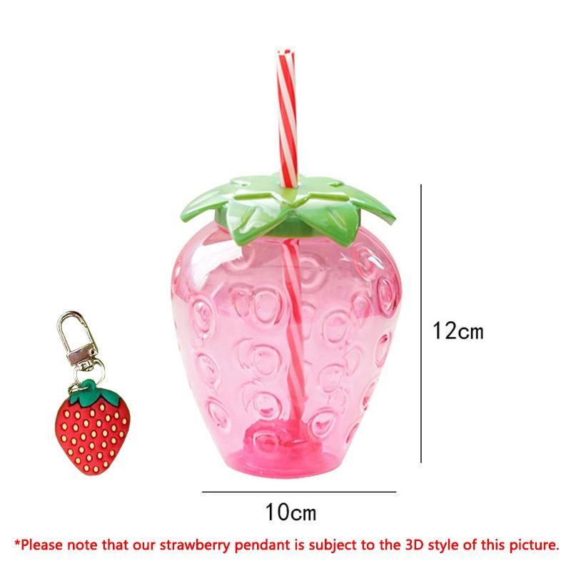 

Cute Strawberry Shaped Straw Cup 500ml Kawaii Portable Plastic Water Bottle With Pendant Kids Drinking Water Jug рожевий