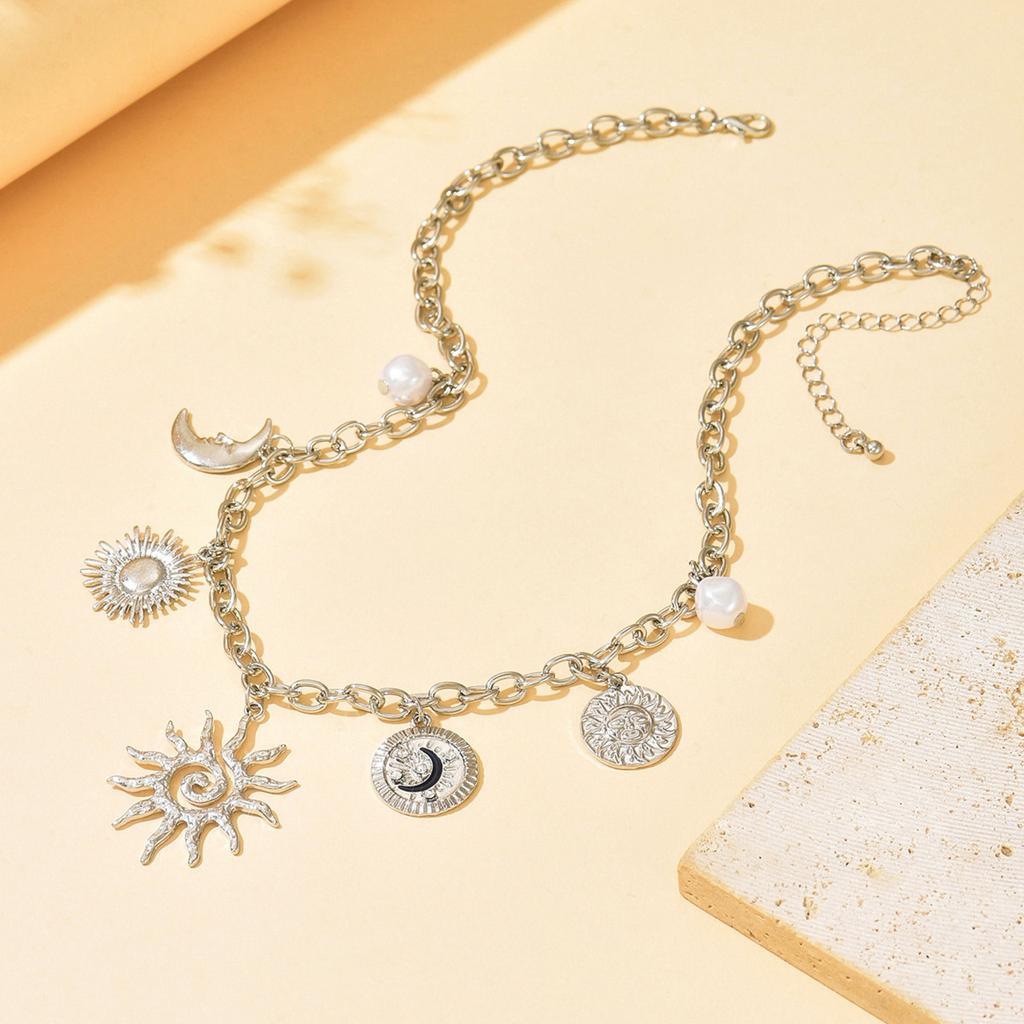 Sun Ray Necklace Vintage Alloy Accessories Spiral Personality Relief Portrait Moon Collarbone Chain Woman