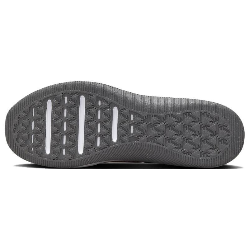 Nike Mc Trainer 2 'Grey Bright Mandarin' Sneakers DM0823-010