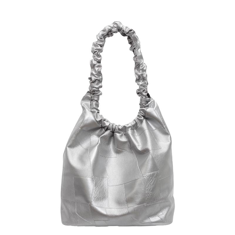 

Luxury feminine shoulder bag solid folds simple sense of fashion casual versatile bag