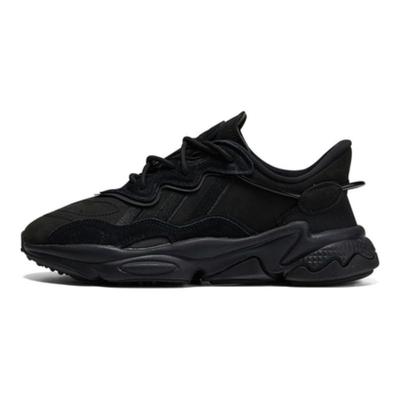 Ozweego Triple Black Dámské tenisky Core-Black Silver-Metallic GY9425