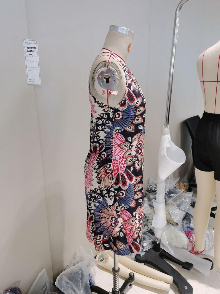 Women's Feather Print Halterneck Camisole Vacation Dress - Spring/Summer Collection 2026