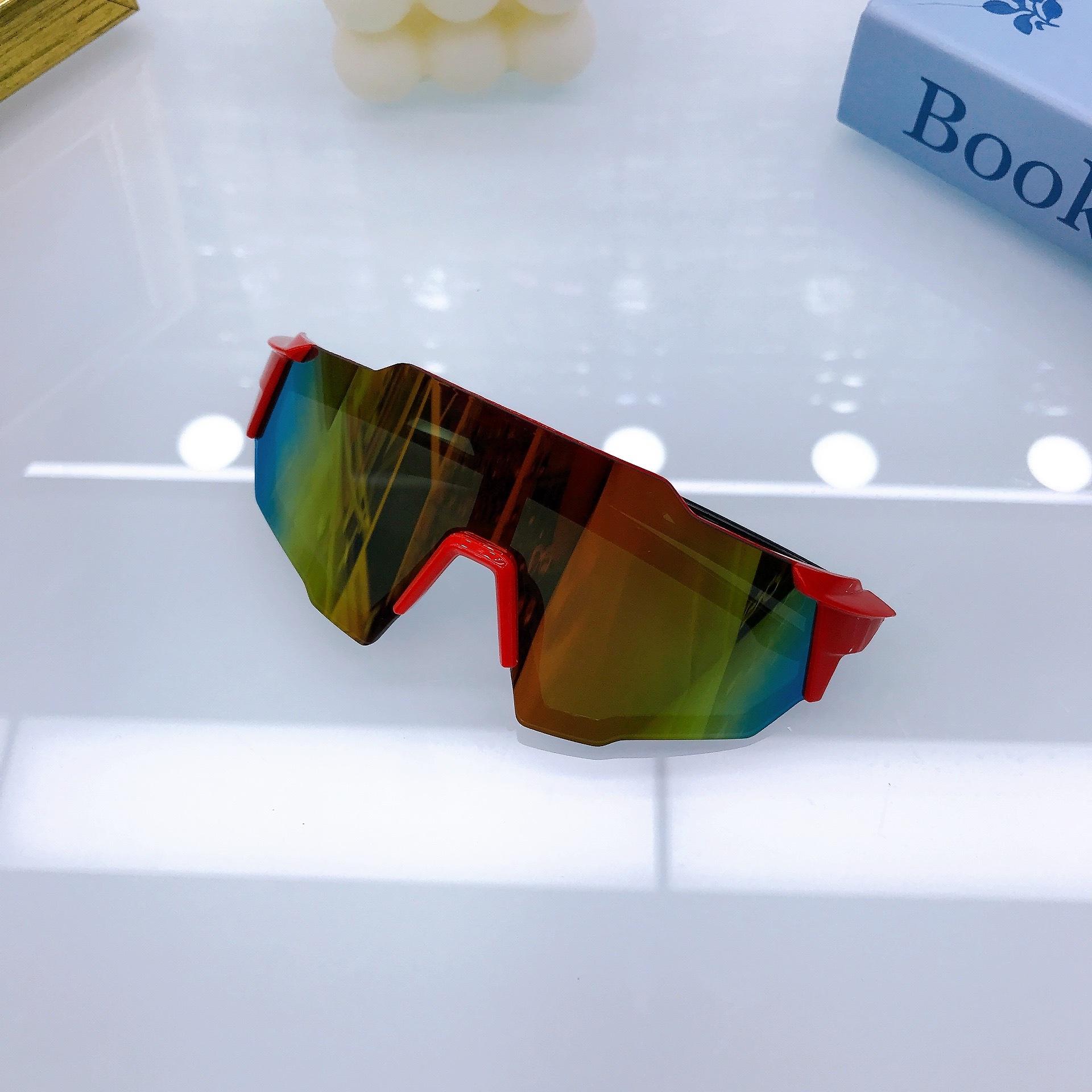 

2025 3-12 years old Outdoor Sports, Boys Glasses, Personality, Sunscreen Children s Cycling Sunglasses, Girls Fashion красный
