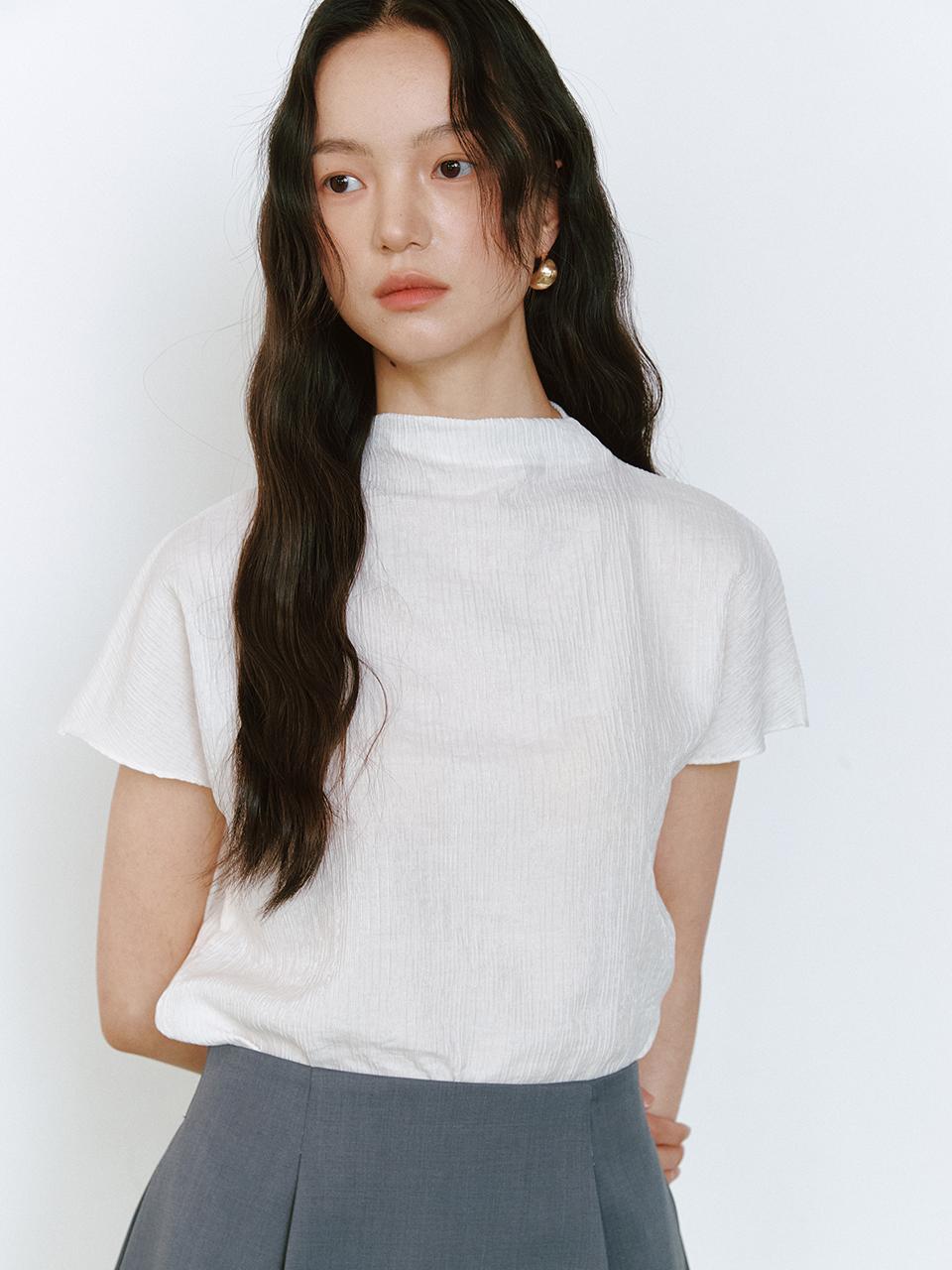 Ganiesong Fleur Pleated Blouse_Ivory S