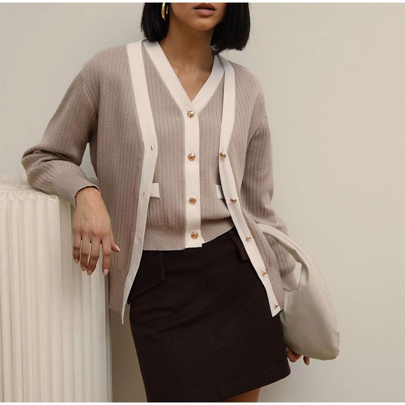 Early Autumn Knit Women Sweater Fashion V-neck Sleeveless Button Pocket Female Vests Loose Panelled Lady Vest