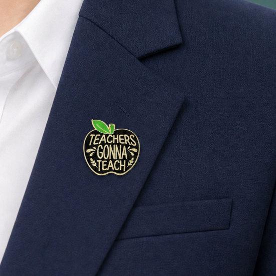 Yangyizhi Brooch Pin, Enamel Teacher-Themed Fruit Shape Lapel Lightweight Outfit Badge for Teachers Day Graduation