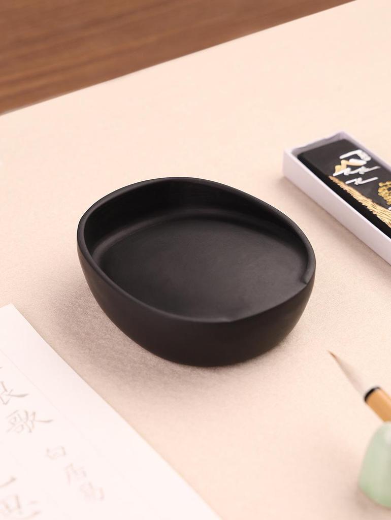 Horseshoe Inkstone: Premium No-Dry Ink Well for Calligraphy Beginners.
