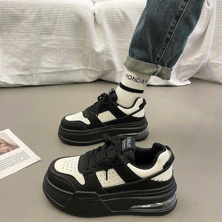 European Station Leather White Shoes for Women  Spring New Single-Lining Platform Fashion Casual Versatile Sneakers
