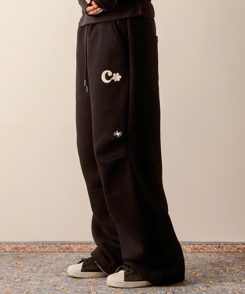 Ebeulisi Pintuck Patchwork Sweatpants (Black)