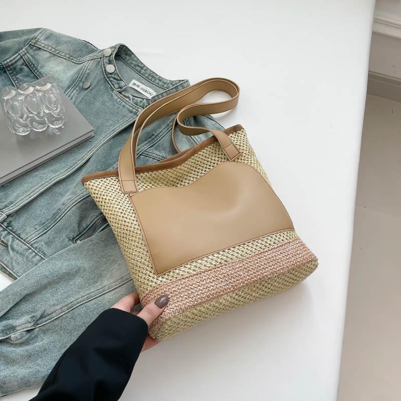 Весенний морской отпуск соломенная плетеная сумка женская 2025 корейская версия модная повседневная простая плетеная сумка большая вместимость плечевая женская сумка