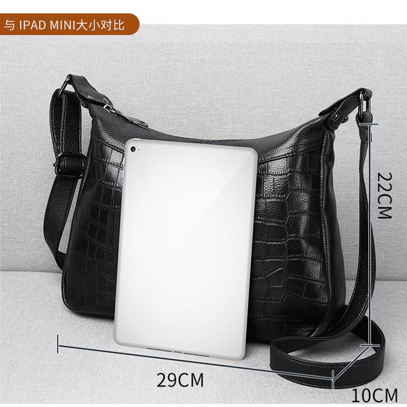 

Кожаная женская сумка, летняя модная сумка-мессенджер, модная и универсальная, сумка для мам среднего возраста с каменным узором, сумка через плечо, высокое чувство чёрный