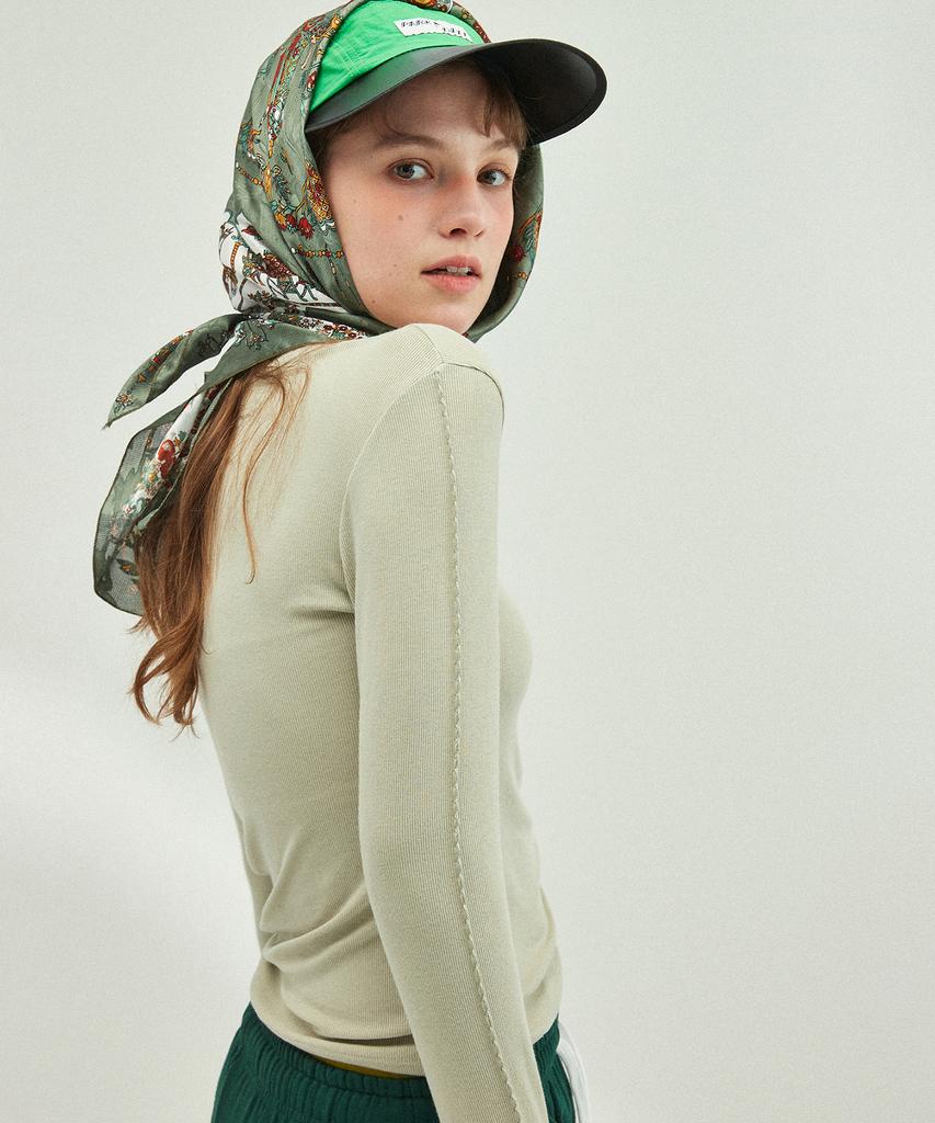 BETWEEN A AND B Peacoat Stitch Round Neck T-Shirt [Olive]