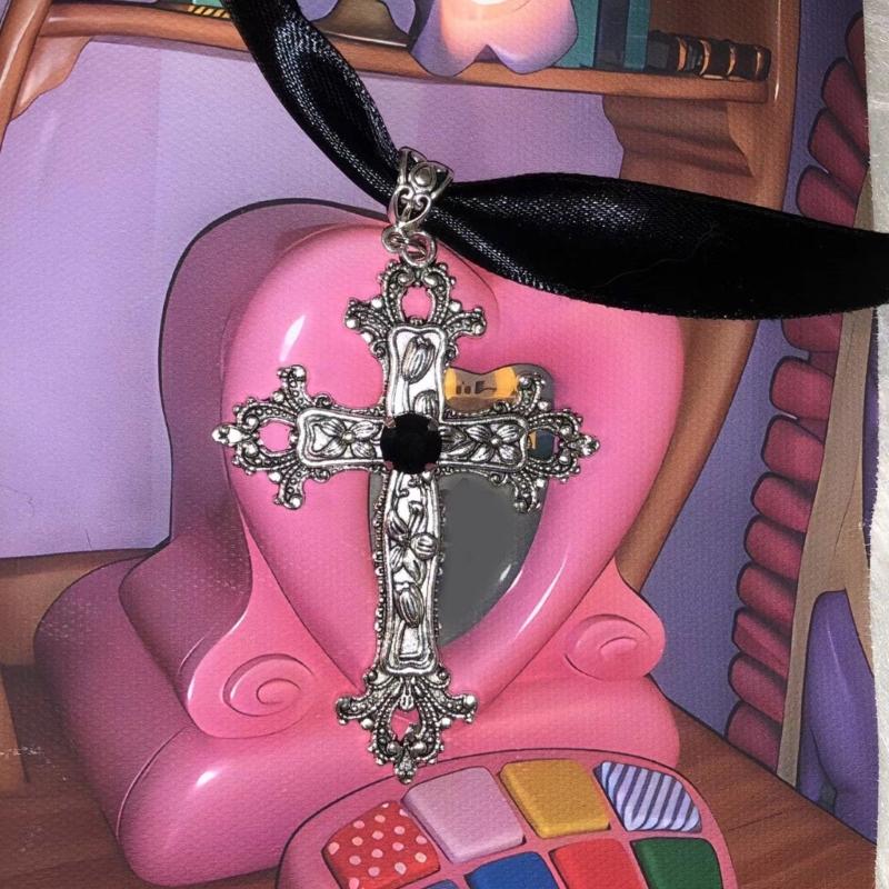 European and American Hip-hop Cross-shape Ribbon Necklace Punk Clavicle Chain Street Shooting Nightclub Neck Chain