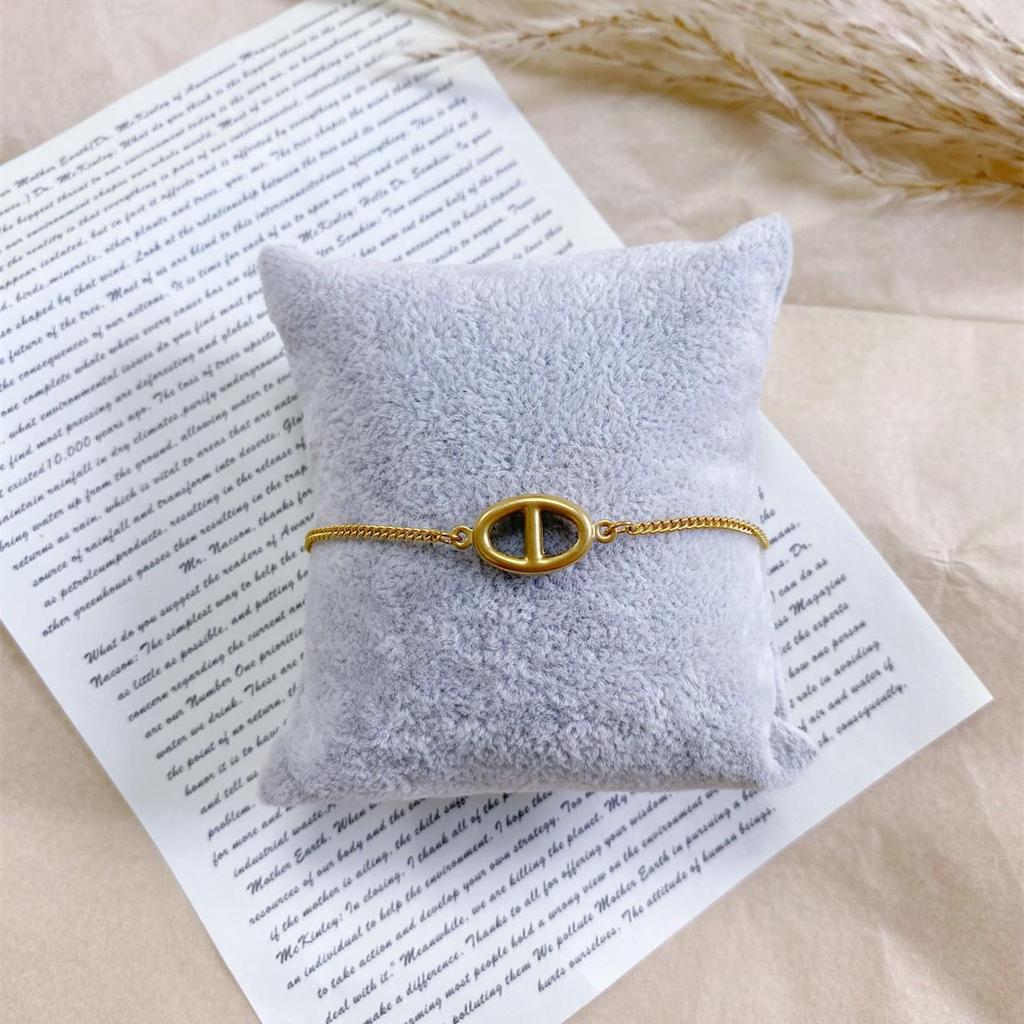 Vergoldetes Edelstahl-Schweinenasen-Kettenarmband für Damen