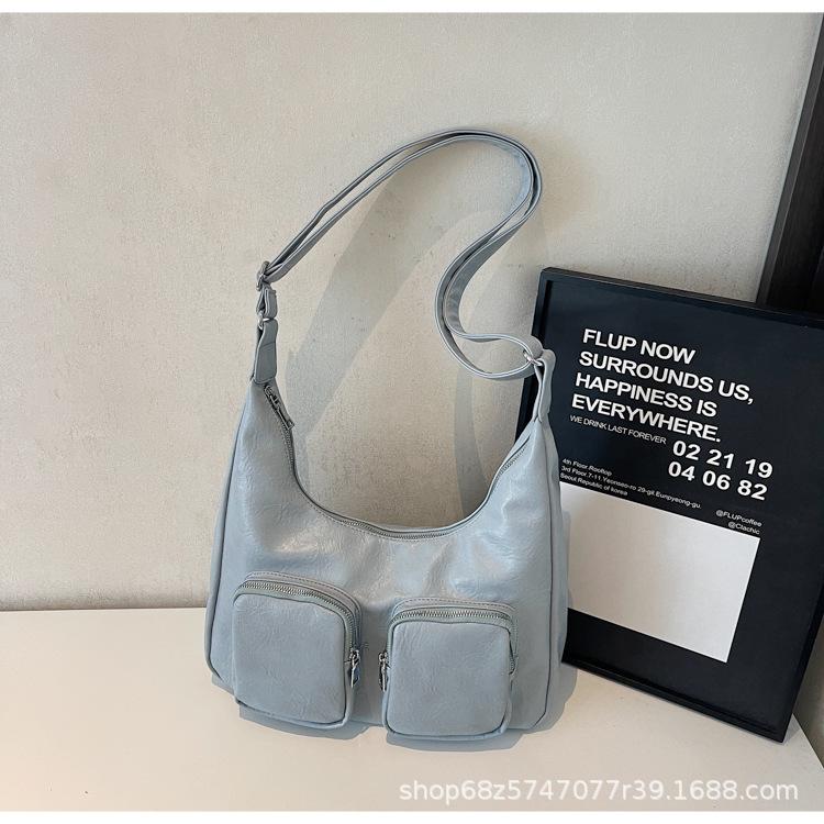 

This year s popular super hot niche bag 2025 new women s bag fashionable and versatile foreign style one-shoulder armpit bag crossbody bag