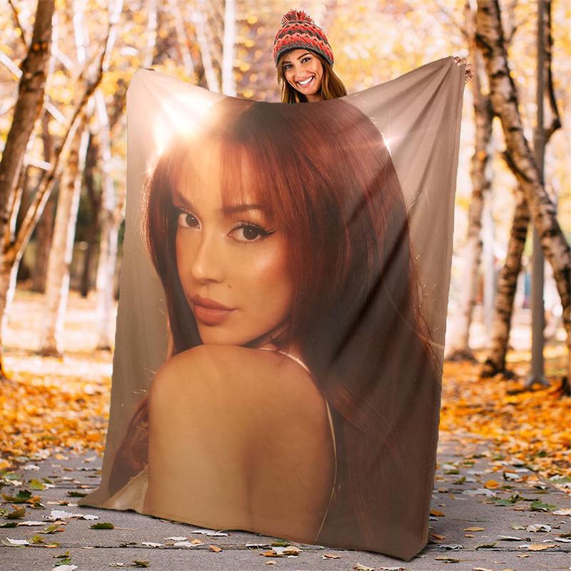 1pc Ayliva Elegant Gown Collection Blanket, Al Season Lightweigh Poster Blanket Home Office Outdoor Nap Multifunc Poster Blanketional Blanket