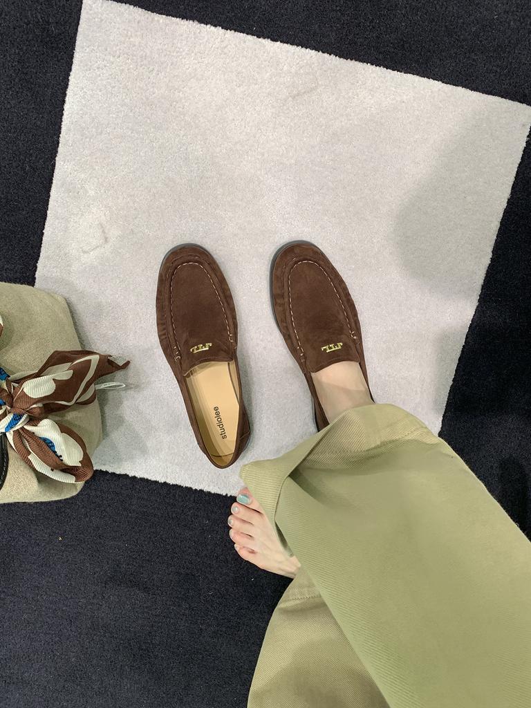 Cowhide version~ round head metal pleated leather loafers women's autumn and winter one-pedal lazy commuting versatile small leather shoes