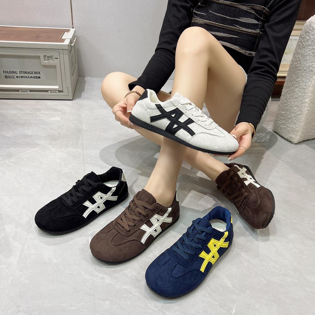 Dexun Schuhe Damen 2025 Herbst Neue Flachboden Vielseitige Kleine Weiße Schuhe Leichtgewichtige Weiche Sohle Zeigen Kleine Lässige Sportliche Board-Schuhe